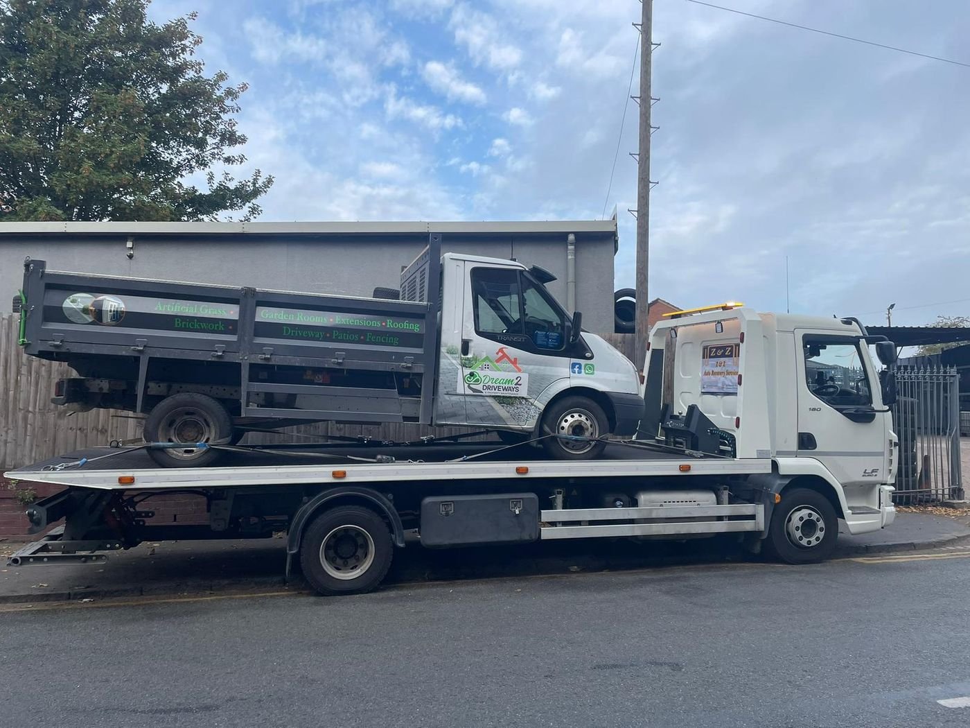 Z&Z recovery truck loaded and ready on the job