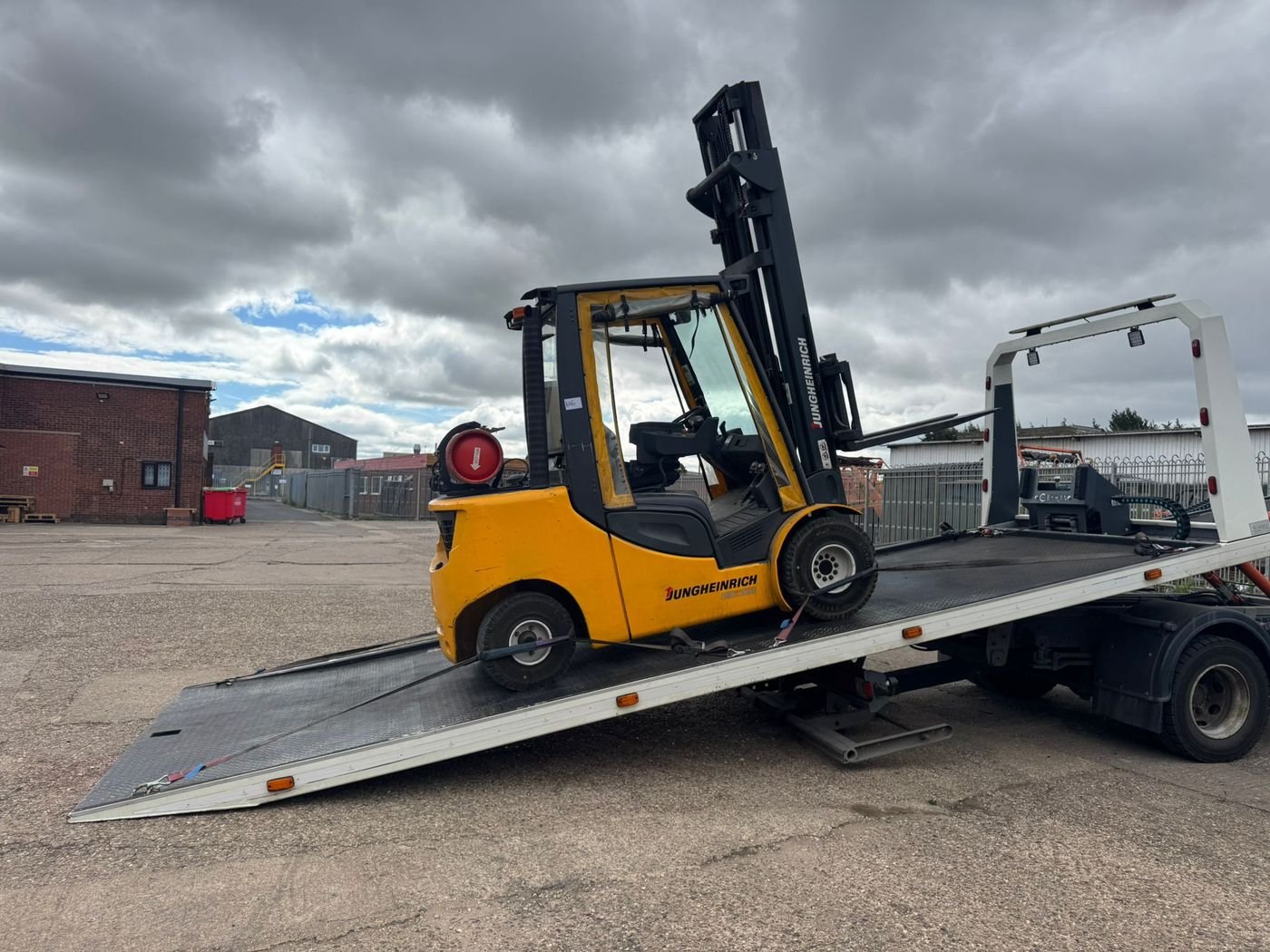 Forklift & Plant Transportation — Z&Z Auto Recovery